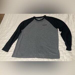 Hurley Men's Gray and Black Long Sleeve Raglan Tee